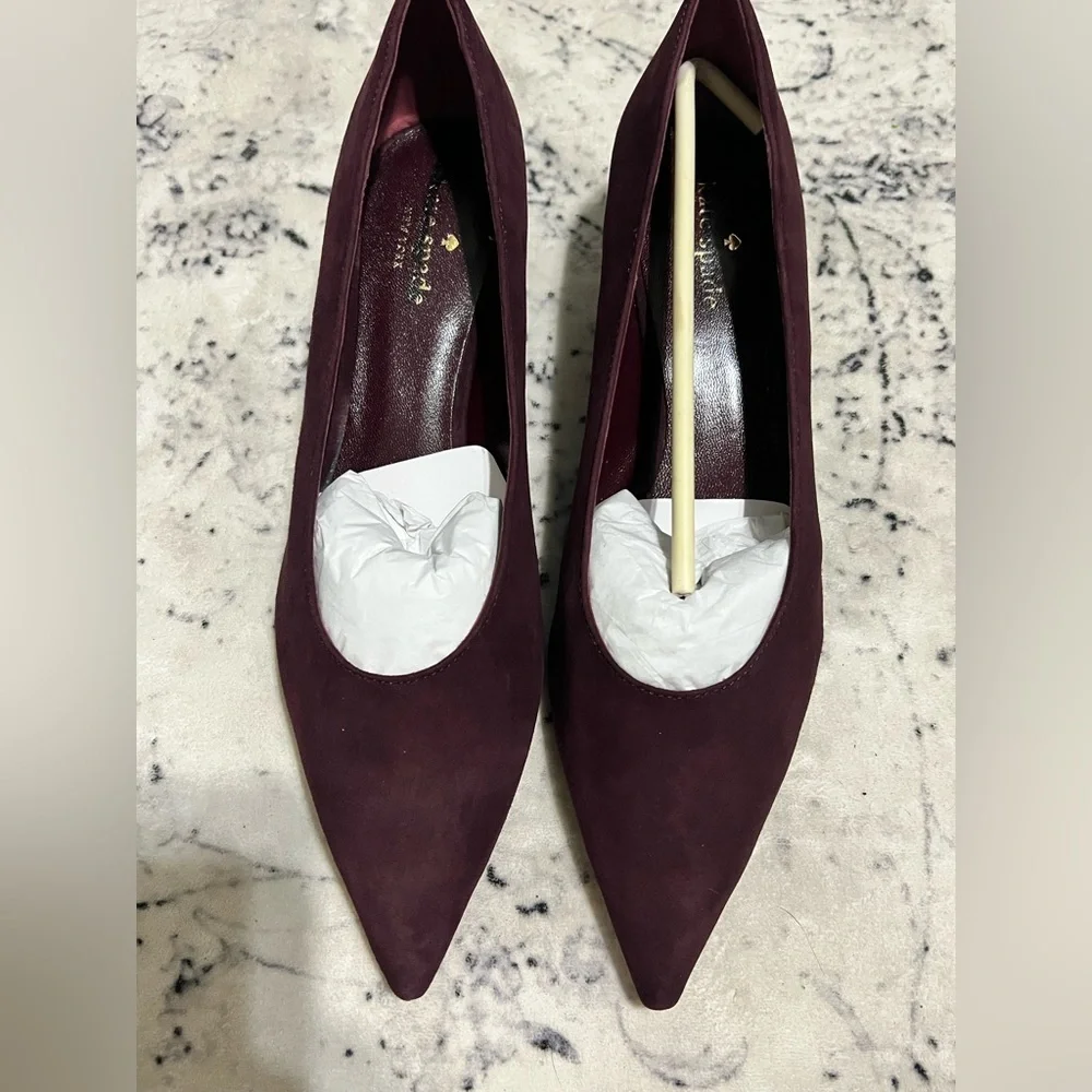 NEW Kate Spade New York Deep Russet Dale Pump with Kitten Heel - Size 9.5